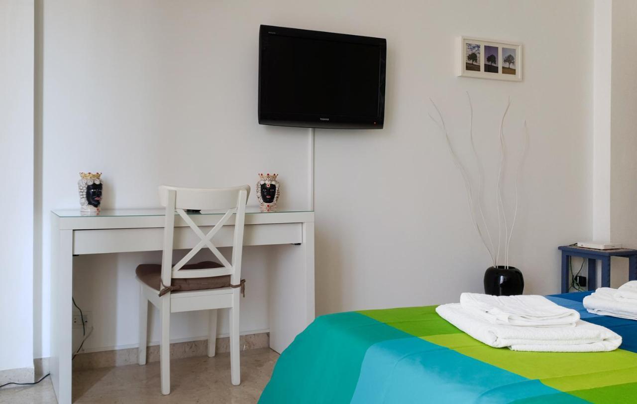 Papillon Bnb Palermo Buitenkant foto